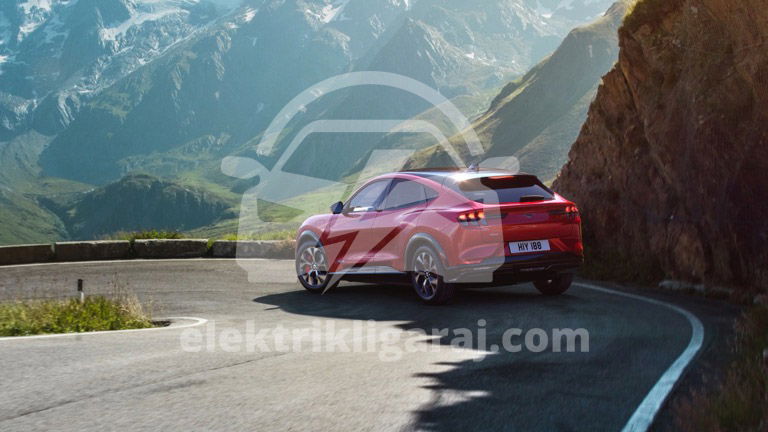 Ford Mustang Mach-E SR RWD (MY25)