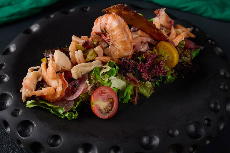 Deniz Ürünleri Salatası
