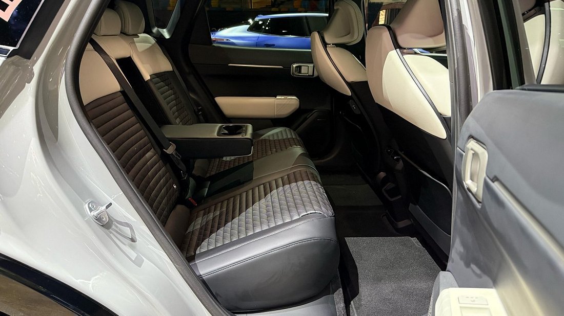 Kia EV4 Hatchback Long Range