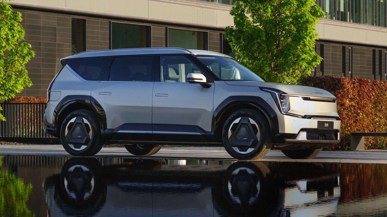 Kia EV9 76.1 kWh RWD