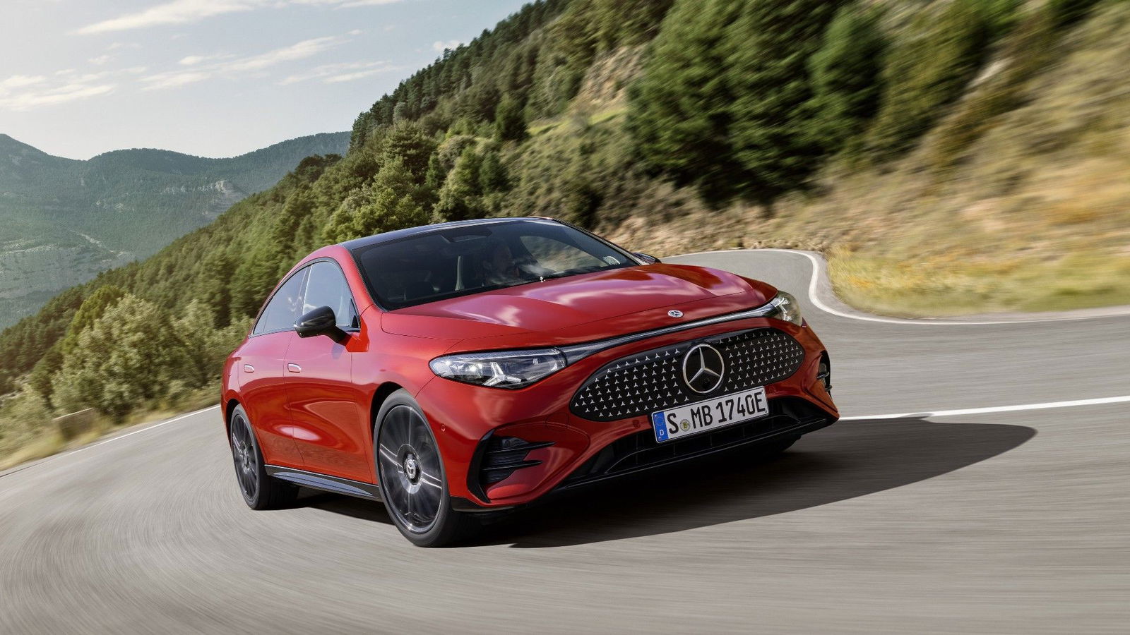 Mercedes-Benz CLA 350 4MATIC