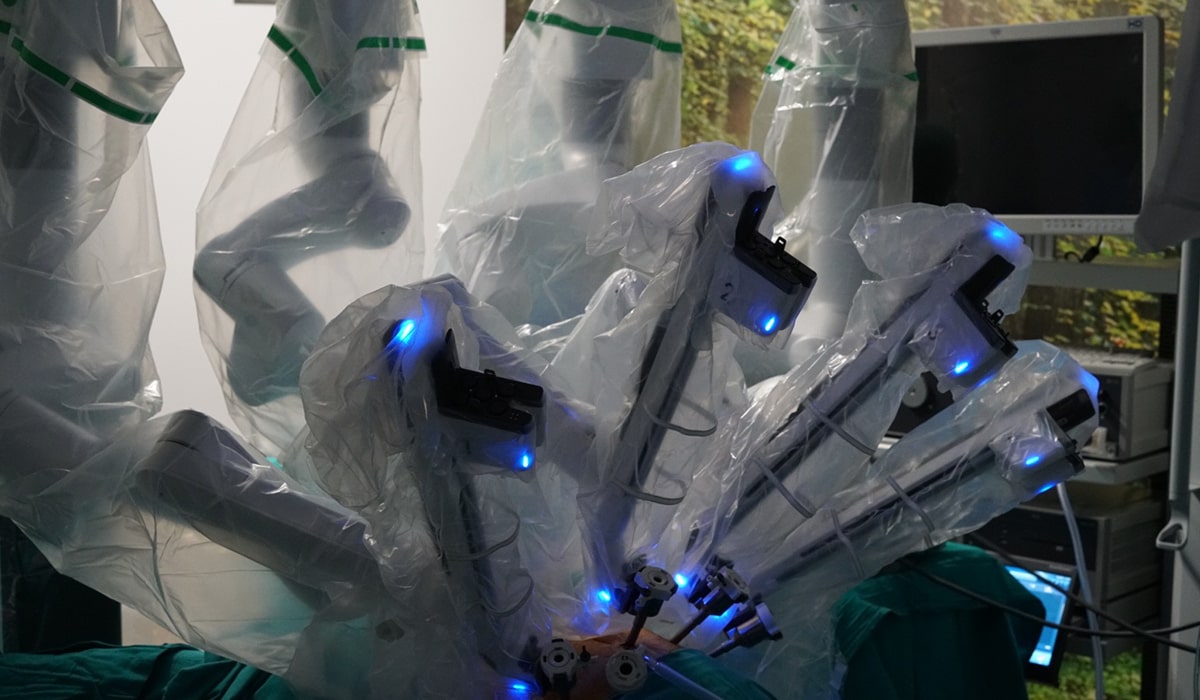 Robotik Radikal Nefrektomi Ameliyatı