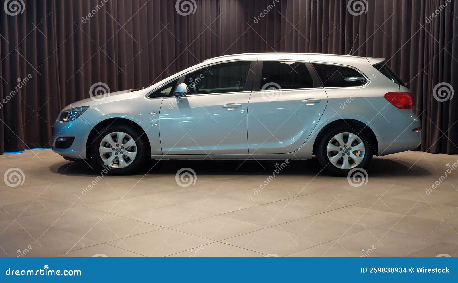 Opel Astra Electric