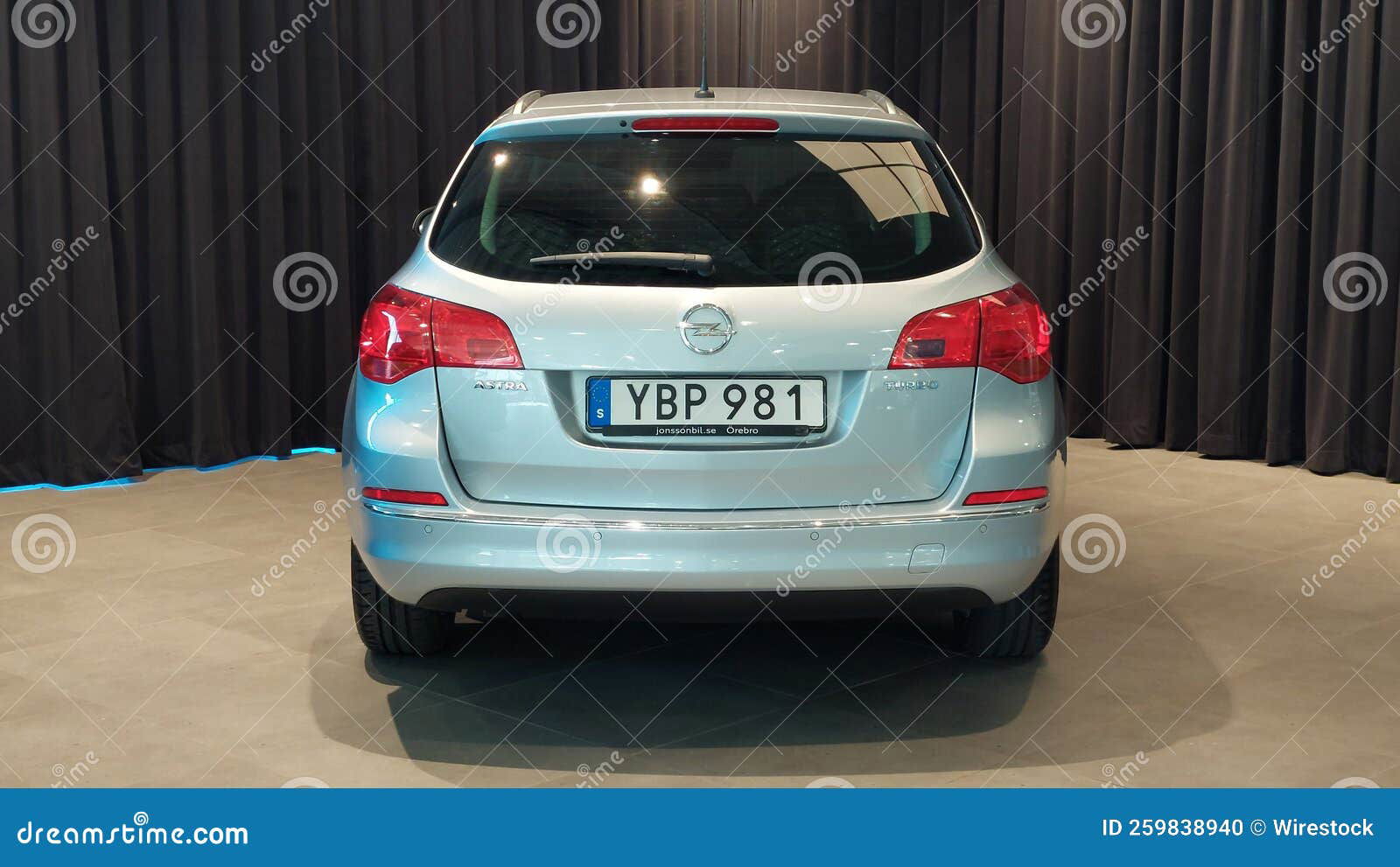 Opel Astra Sports Tourer Electric