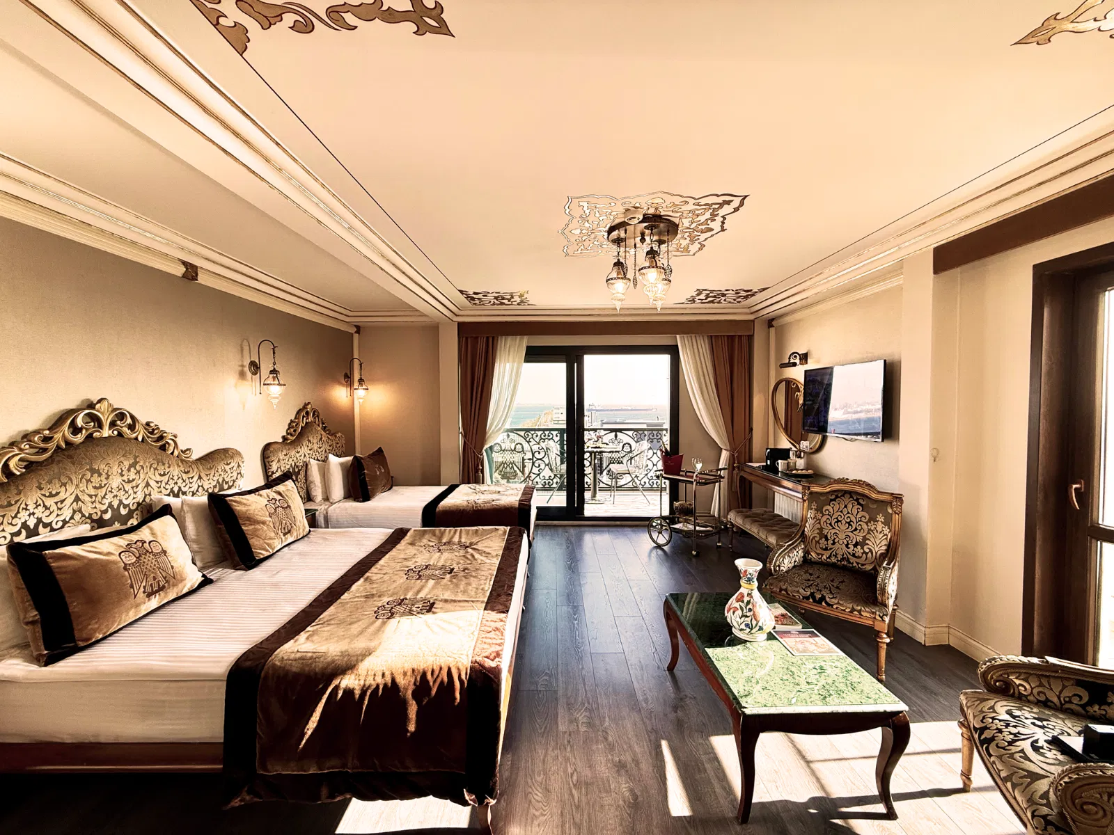 Executive Suite with Sea View Balcony