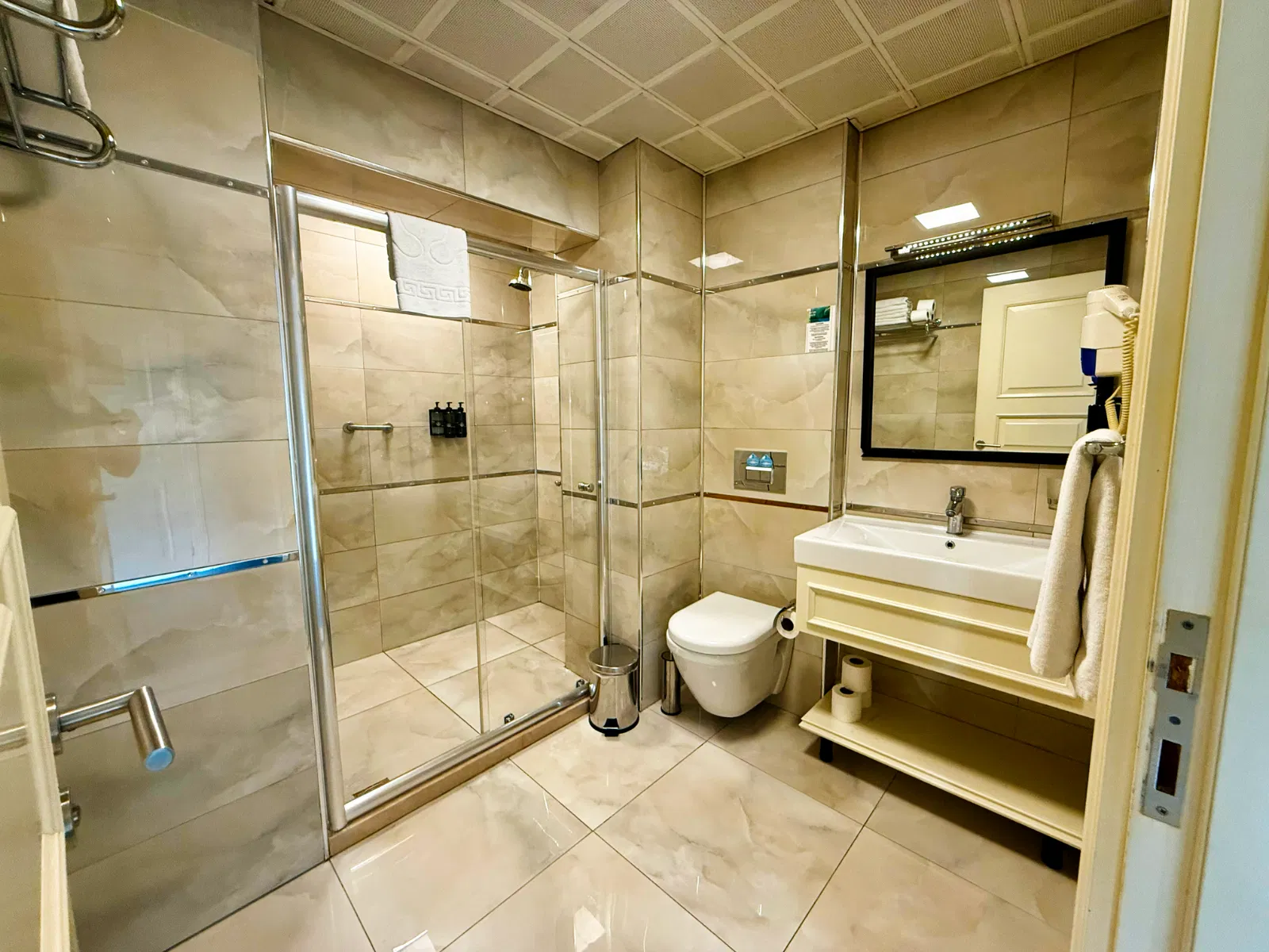 Executive Suite with Sea View Balcony