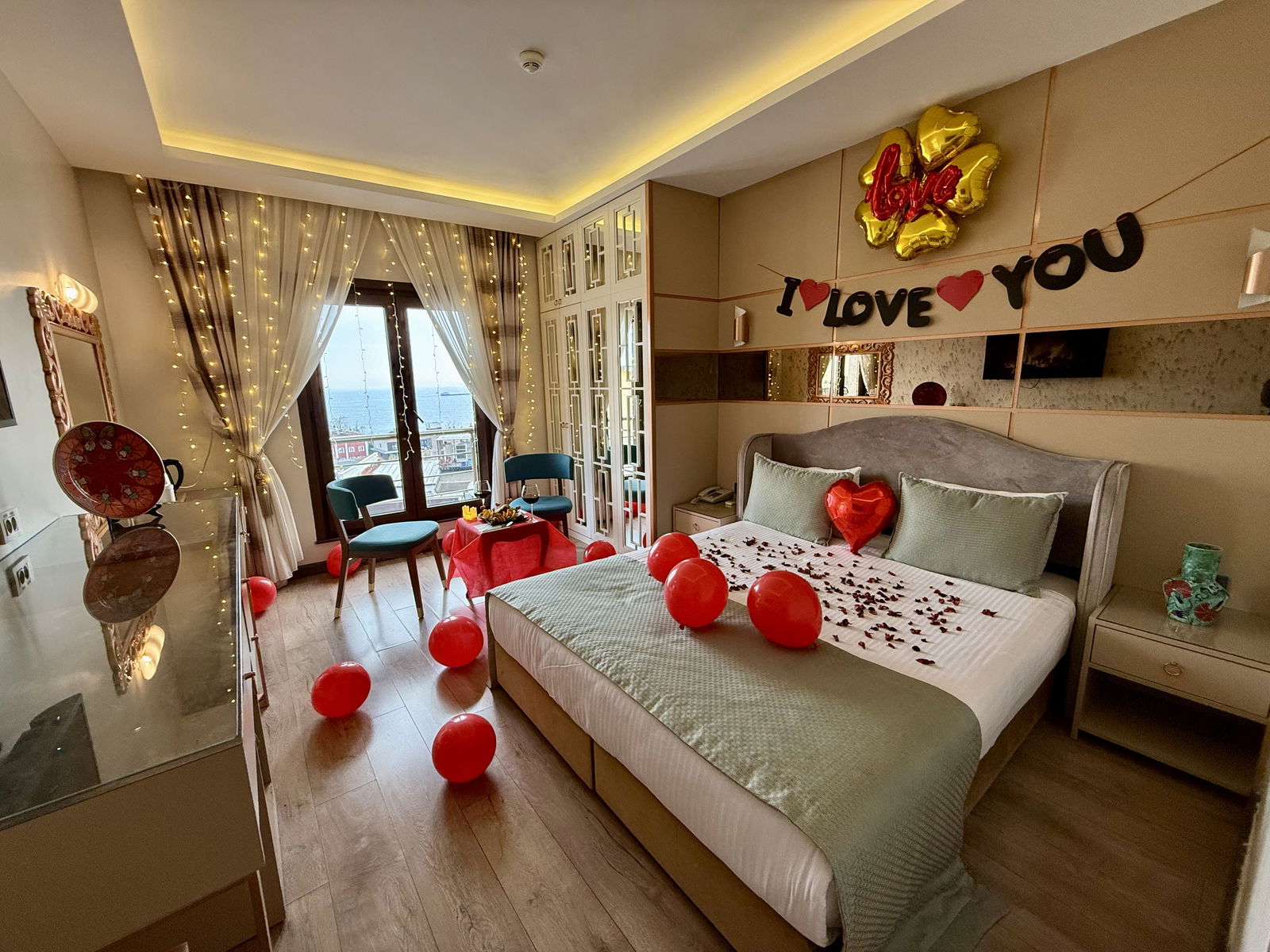 Special Moments Package – Birthdays & Honeymoons