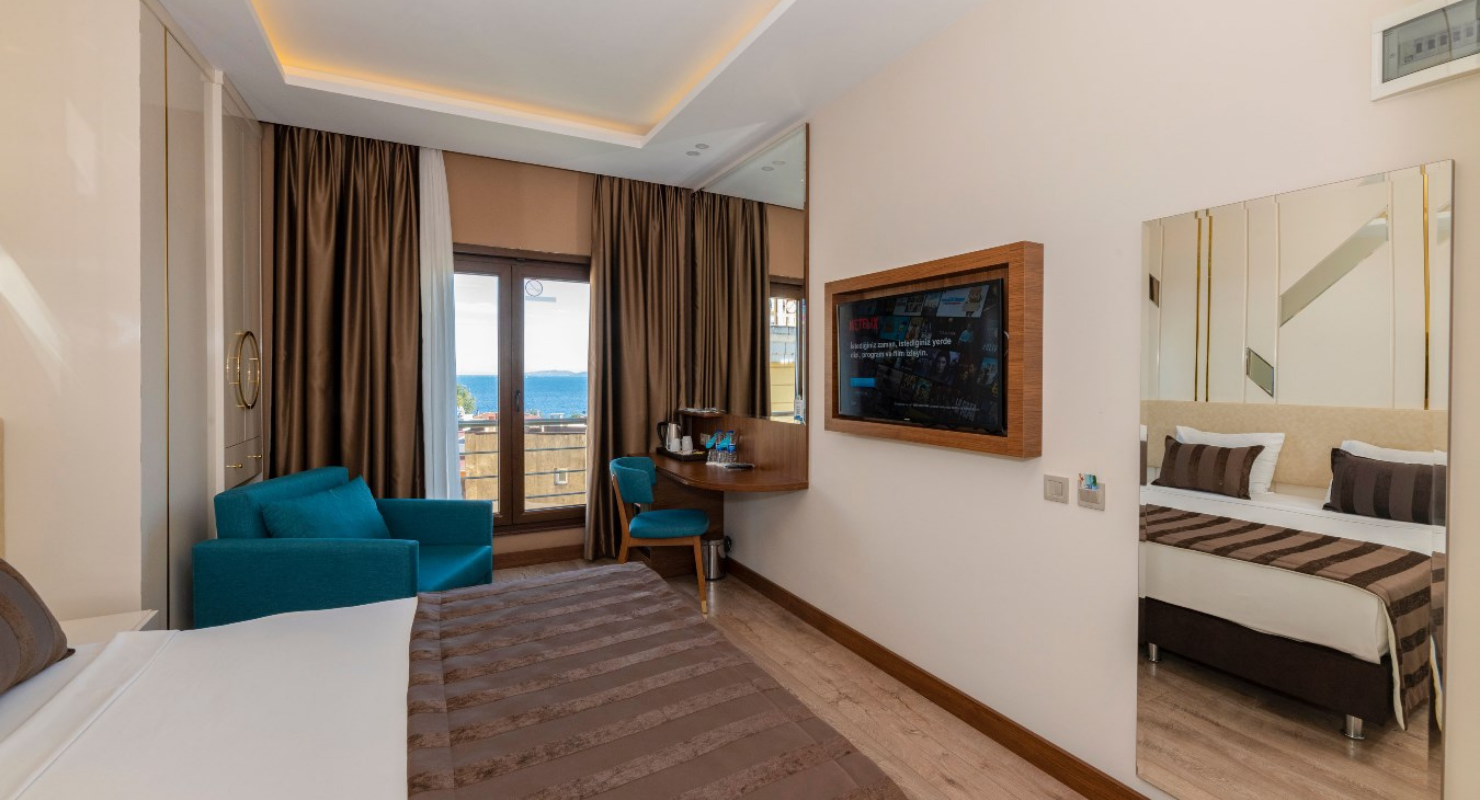Superior Double Room with Sea View