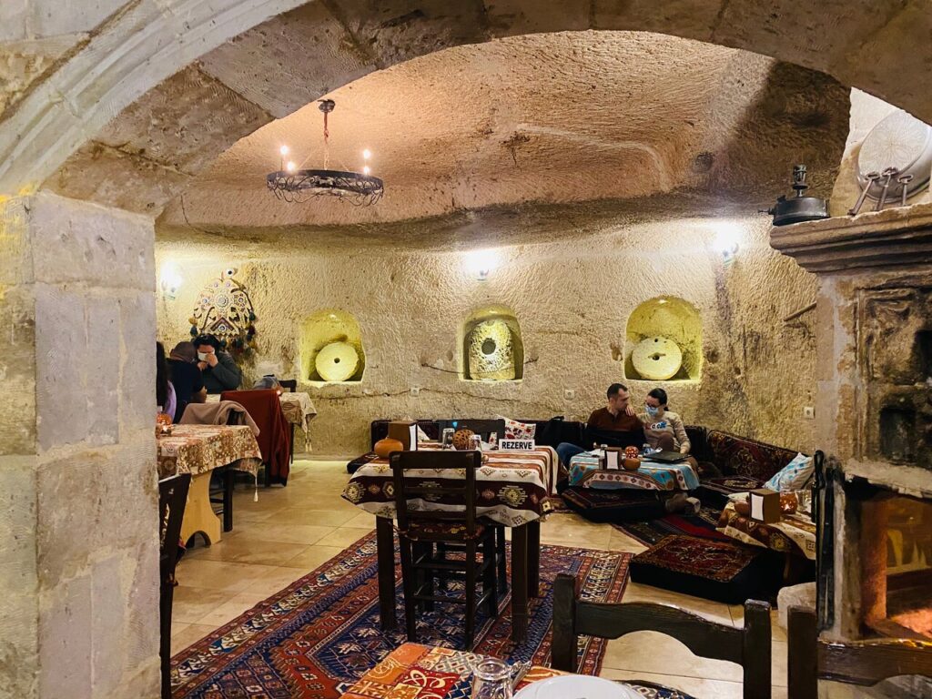 Topdeck Cave Restaurant