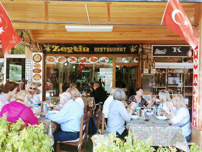 Zeytin Cafe & Ev Yemekleri