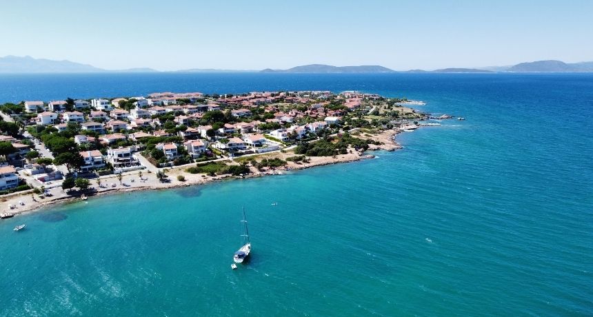 alacatı çeşme plaj beach sahil
