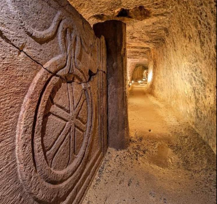 eupalinos greek island tunnel