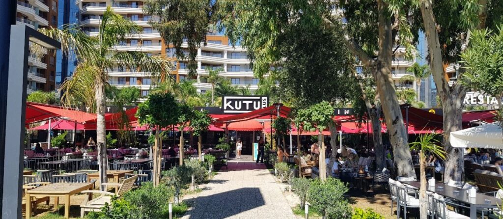 kutuplus kutu+ antalya lounge cafe