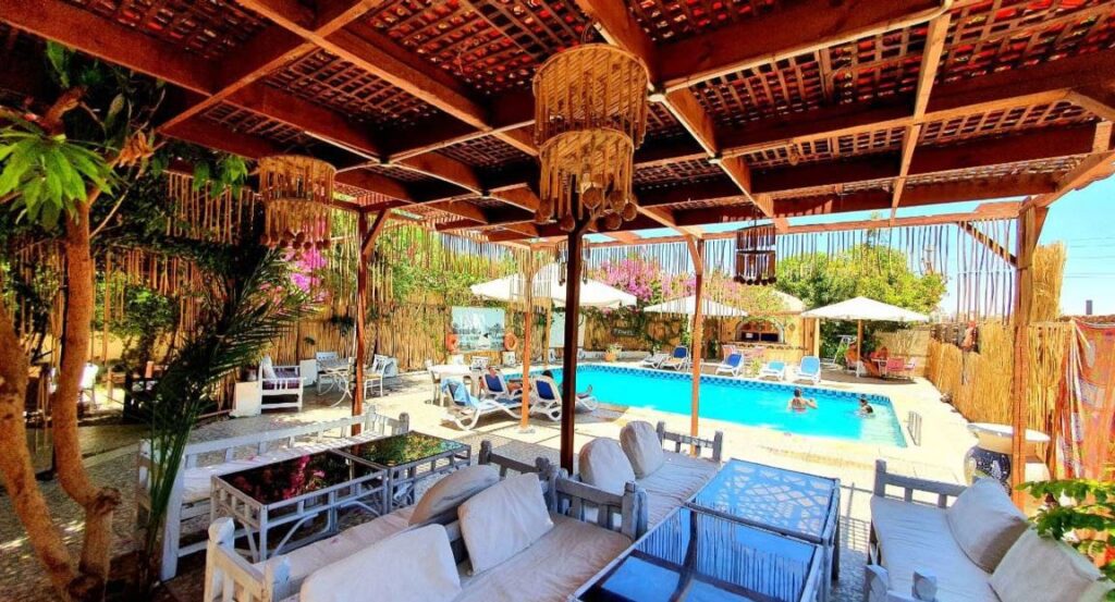 luxor hotel otel nil compound 