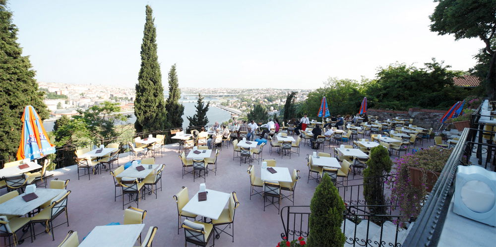 pier loti hill cafe turkish coffe 